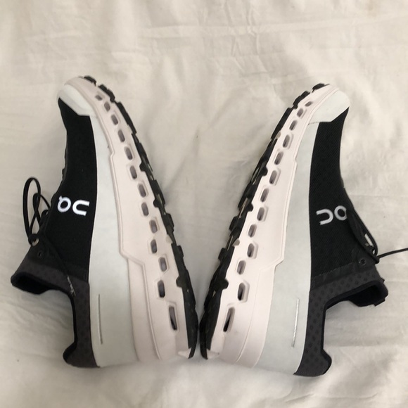 On Cloudultra Sneaker in Black & White - Running Shoes - 9.5 - Picture 13 of 14